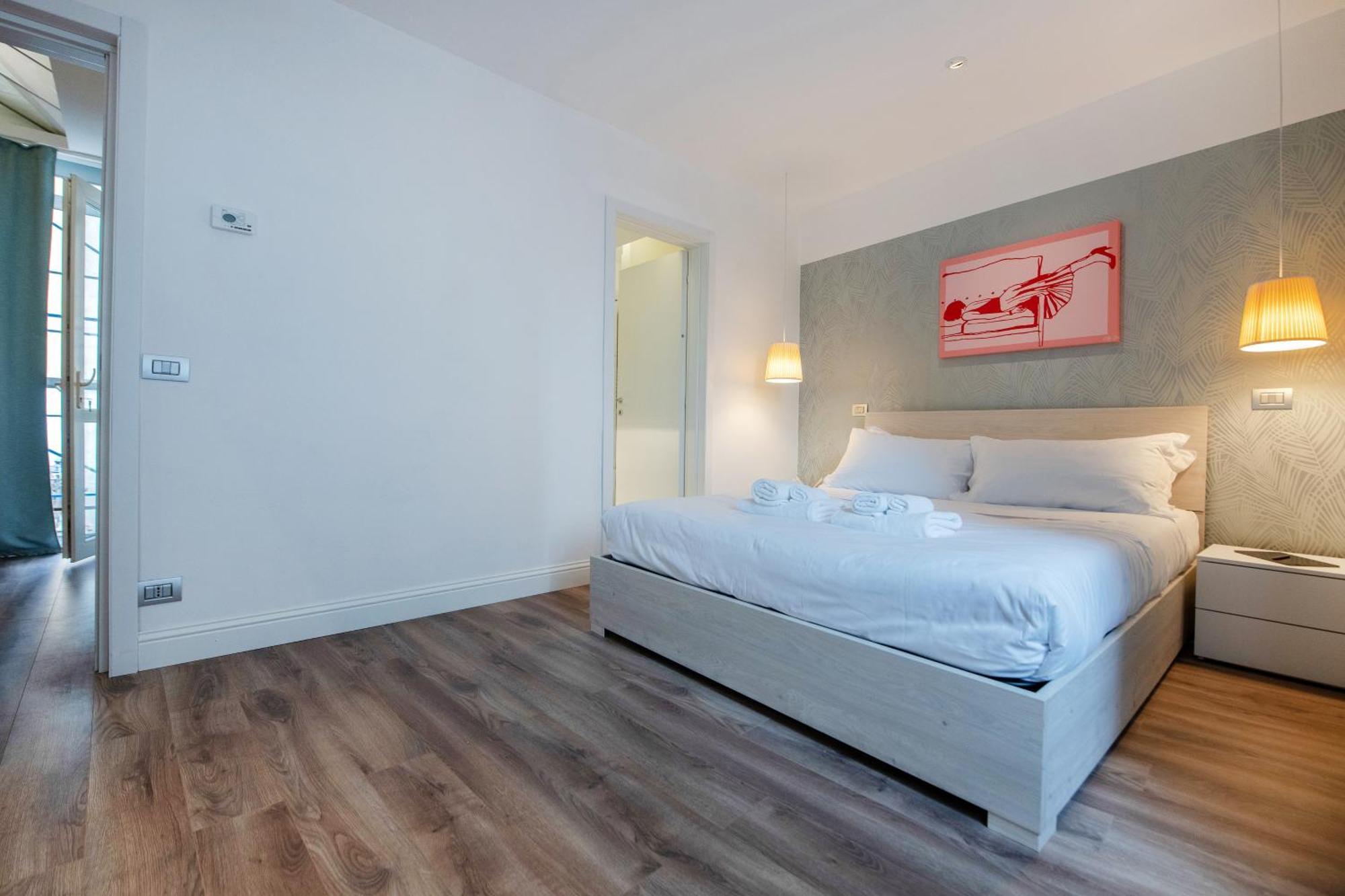 Colosseum View Accomodation Рим Экстерьер фото