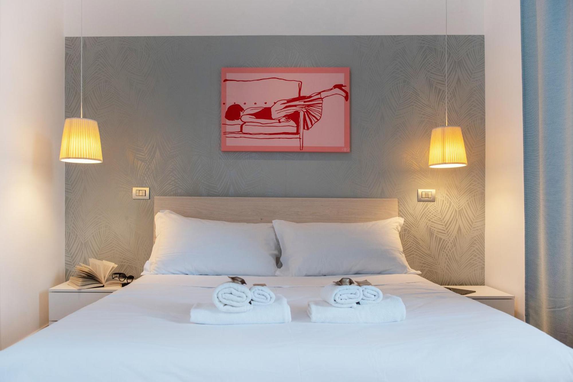 Colosseum View Accomodation Рим Экстерьер фото